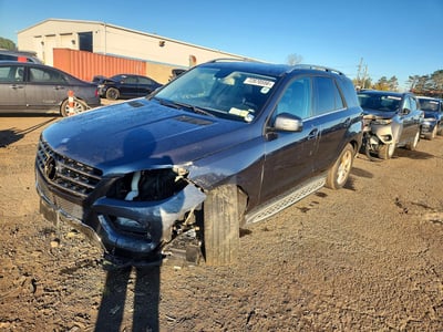 4JGDA5HB8EA****** 2014 Mercedes-Benz M-Class