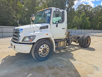 5PVNJ8JJ3K4****** 2019 Hino 268