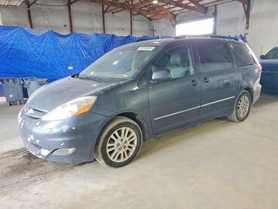 5TDZK22CX8S****** 2008 Toyota Sienna