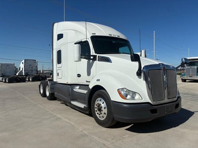 1XKYD49X2GJ****** 2016 Kenworth T680