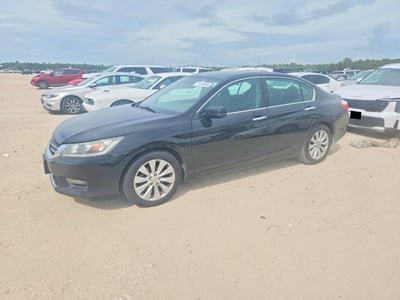 1HGCR2F77FA****** 2015 Honda Accord