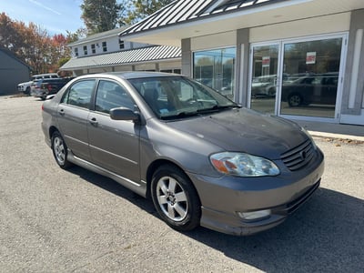 2T1BR32E84C****** 2004 Toyota Corolla