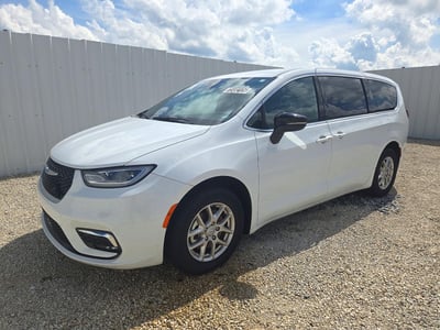 2C4RC1BG0TR****** 2026 Chrysler Pacifica