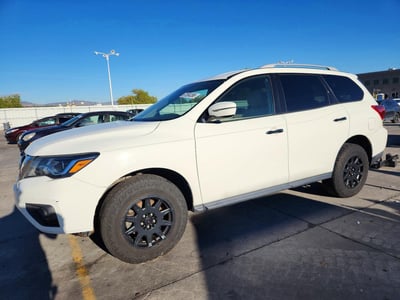 5N1DR2MM4HC****** 2017 Nissan Pathfinder