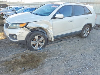 5XYKU4A63CG****** 2012 Kia Sorento