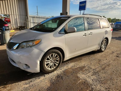 5TDYK3DC0ES****** 2014 Toyota Sienna