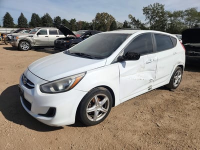 KMHCT5AEXHU****** 2017 Hyundai Accent