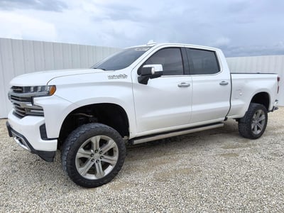 1GCUYHEL4LZ****** 2020 Chevrolet Silverado 1500
