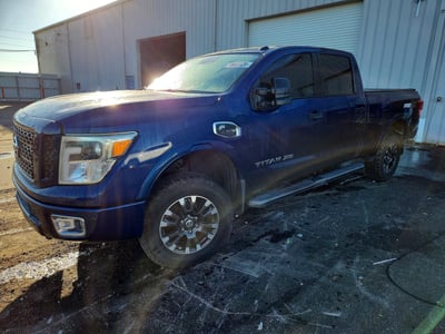 1N6BA1F49HN****** 2017 Nissan Titan
