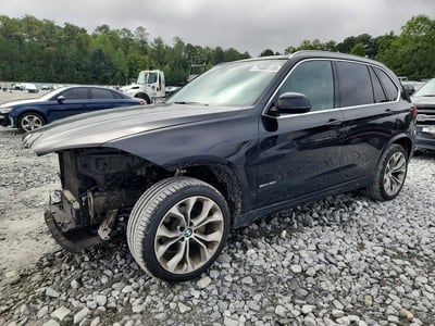 5UXKR2C51J0****** 2018 BMW X5