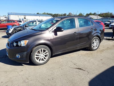 1G1JC5SGXE4****** 2014 Chevrolet Sonic