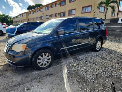 2C4RC1BG6DR****** 2013 Chrysler Town & Country