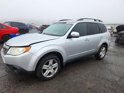 JF2SH6CCXAH****** 2010 Subaru Forester
