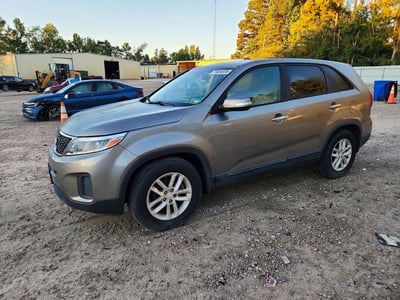 5XYKT3A64EG****** 2014 Kia Sorento