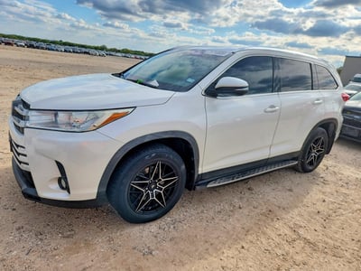 5TDKZRFH8KS****** 2019 Toyota Highlander