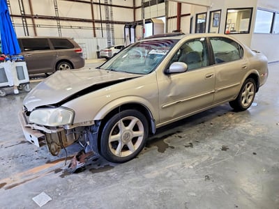 JN1CA31D4YT****** 2000 Nissan Maxima