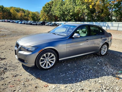 WBAPK5G54BN****** 2011 BMW 3 Series