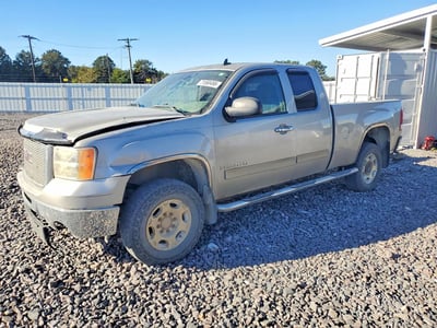 1GTHK29K88E****** 2008 GMC Sierra