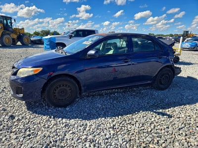 5YFBU4EE3DP****** 2013 Toyota Corolla