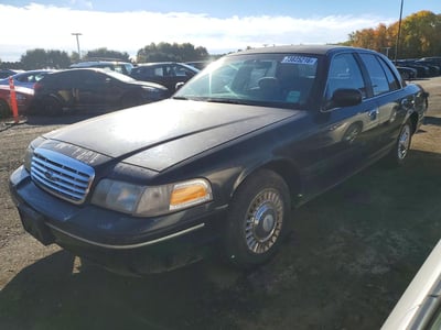 2FAFP71W92X****** 2002 Ford Crown Victoria Police Interceptor
