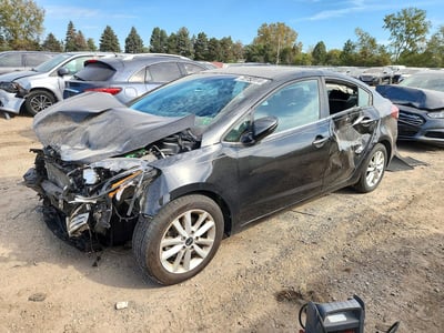 3KPFL4A79HE****** 2017 Kia Forte