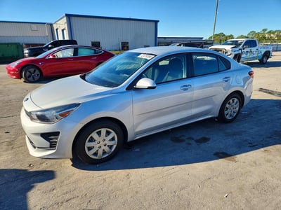 3KPA24AD7ME****** 2021 Kia Rio