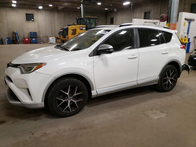 JTMJFREV8GD****** 2016 Toyota RAV4