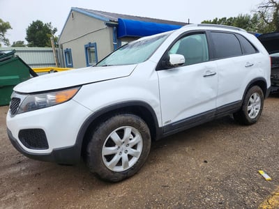 5XYKTDA22BG****** 2011 Kia Sorento