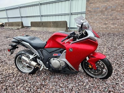 JH2SC6316AK****** 2010 Honda Vfr1200f Dct