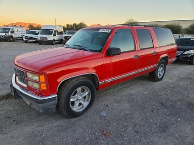3GKEC16R7WG****** 1998 GMC Suburban