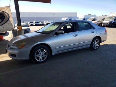 1HGCM56376A****** 2006 Honda Accord