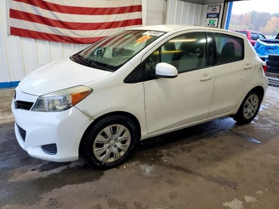 JTDKTUD31DD****** 2013 Toyota Yaris