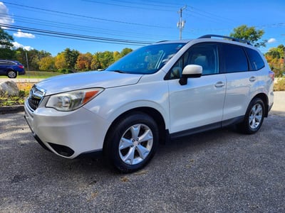JF2SJAEC0EH****** 2014 Subaru Forester