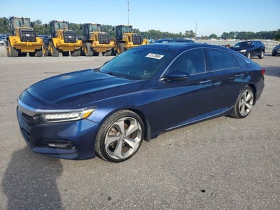 1HGCV1F93JA****** 2018 Honda Accord