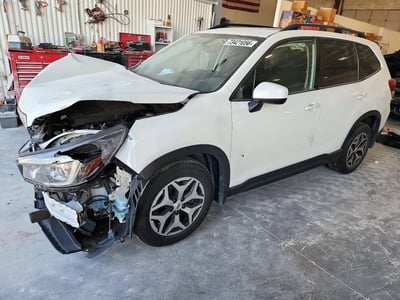JF2SKAJC5LH****** 2020 Subaru Forester