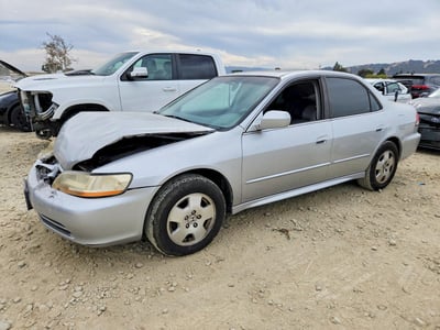 1HGCG16511A****** 2001 Honda Accord