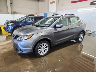JN1BJ1CR5JW****** 2018 Nissan Rogue Sport