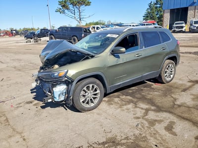 1C4PJLLB4KD****** 2019 Chrysler Cherokee