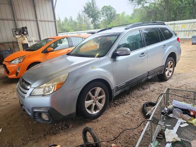 4S4BRCBCXD1****** 2013 Subaru Outback