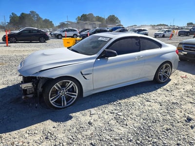 WBS3R9C58FK****** 2015 BMW M4