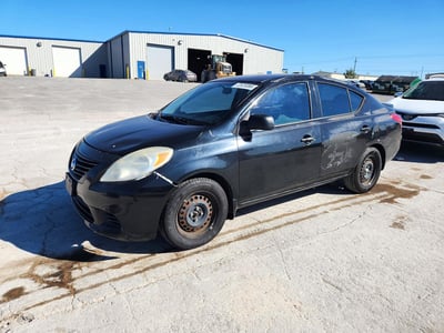 3N1CN7AP4DL****** 2013 Nissan Versa