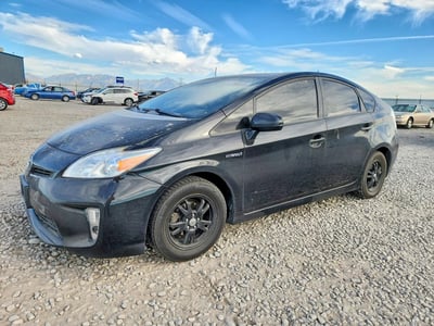 JTDKN3DU5F1****** 2015 Toyota Prius