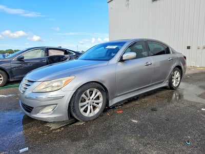 KMHGC4DD6DU****** 2013 Hyundai Genesis