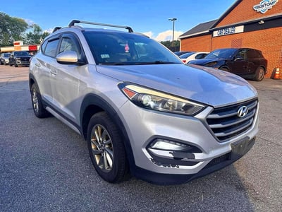 KM8J3CA49JU****** 2018 Hyundai Tucson