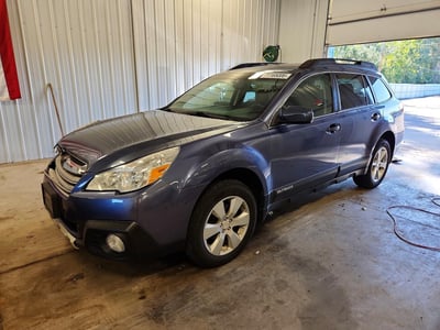 4S4BRBKC5D3****** 2013 Subaru Outback