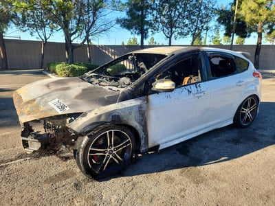 1FADP3L99FL****** 2015 Ford Focus