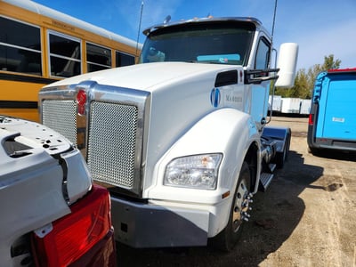 1XKZD49X9NJ****** 2022 Kenworth T880