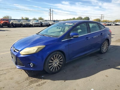 1FAHP3J28CL****** 2012 Ford Focus