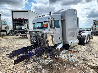 1XPXP4EX8ND****** 2022 Peterbilt 389