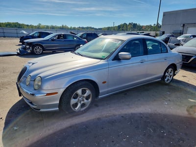 SAJDA01N72F****** 2002 Jaguar S-Type